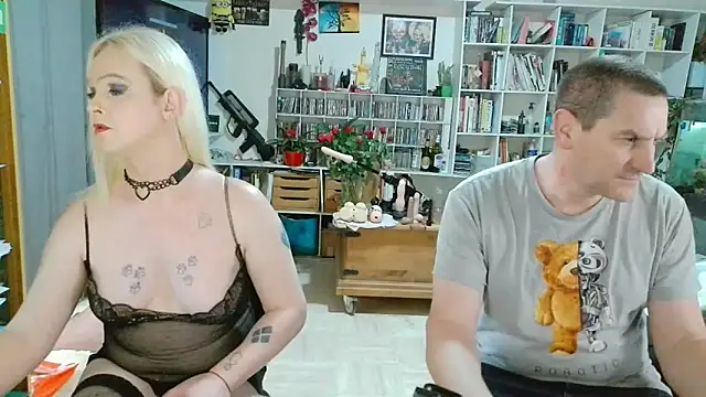 Barbieandteddy online show from May 17, 2026, 2:28 pm