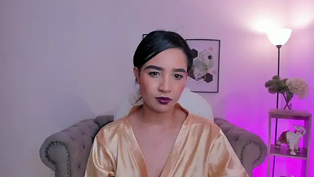 Sharon breezee online show from November 25, 2025, 4:24 am