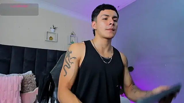 Leo santoro online show from February 2, 2026, 1:54 pm