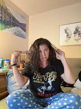 petalsexy online show from October 22, 2025, 7:57 pm