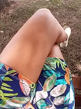 cicinha3657 online show from March 19, 2026, 4:29 pm