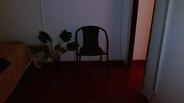 Snapshot of LilyCutee_ chatting on October 2, 2025, 7:28 pm LilyCutee online show from October 2, 2025, 7:28 pm