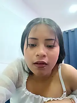 Snapshot of LilyCutee_ chatting on September 23, 2025, 7:21 pm LilyCutee online show from September 23, 2025, 7:21 pm
