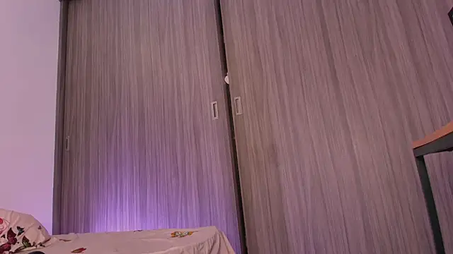 dreamsussi online show from February 22, 2026, 10:22 pm