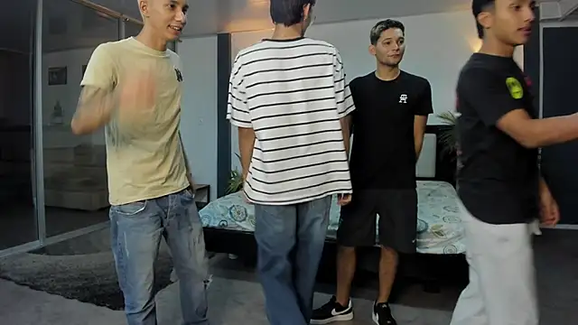 Bisexlifehot   online show from September 30, 2025, 11:00 pm