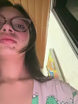 Snapshot of paola2777 chatting on March 3, 2026, 3:13 am paola2777 online show from March 3, 2026, 3:13 am