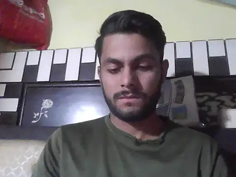 ursdreamperson online show from November 7, 2025, 7:02 am