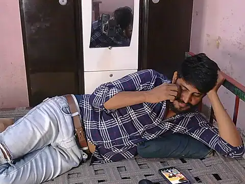 krishjaat43 online show from June 12, 2026, 5:27 am