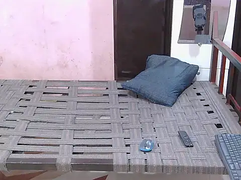 krishjaat43 online show from March 25, 2026, 6:02 am