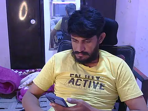 krishjaat43 online show from June 19, 2026, 11:38 am