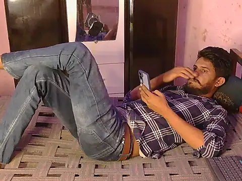 krishjaat43 online show from June 1, 2026, 6:35 am