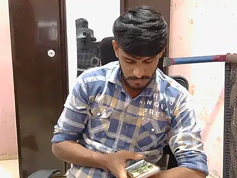 krishjaat43 online show from November 15, 2025, 7:18 pm