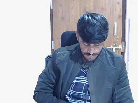 krishjaat43 online show from November 23, 2025, 5:39 am