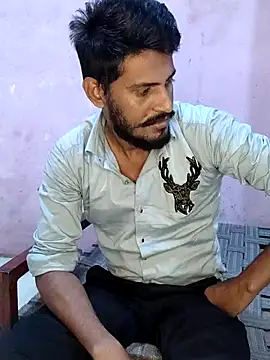 krishjaat43 online show from April 6, 2026, 4:46 am