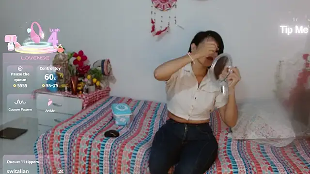 angelly  kate online show from April 10, 2026, 12:50 am