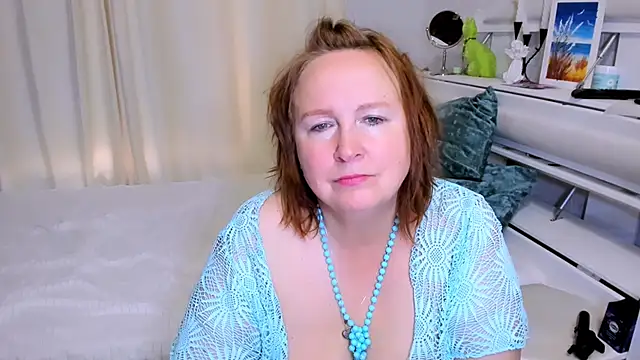 Snapshot of WifeyXRated chatting on June 20, 2026, 7:02 am WifeyXRated online show from June 20, 2026, 7:02 am