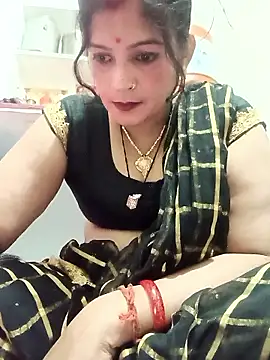 Snapshot of Chhaya_hot chatting on January 13, 2026, 4:22 pm Chhaya hot online show from January 13, 2026, 4:22 pm