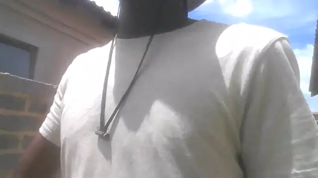 Snapshot of cuminsidebby chatting on February 24, 2026, 9:43 am cuminsidebby online show from February 24, 2026, 9:43 am