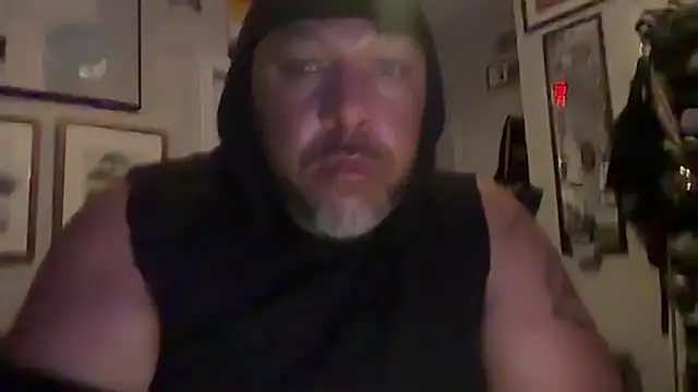 TheGreenEyedBear online show from August 9, 2026, 8:53 am