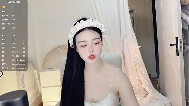 Snapshot of MM-feifei chatting on September 24, 2025, 4:13 pm MM-feifei online show from September 24, 2025, 4:13 pm