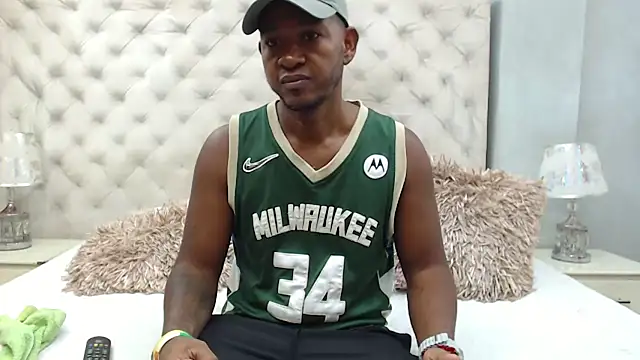 AndyCalifornia1 online show from September 30, 2025, 12:33 pm