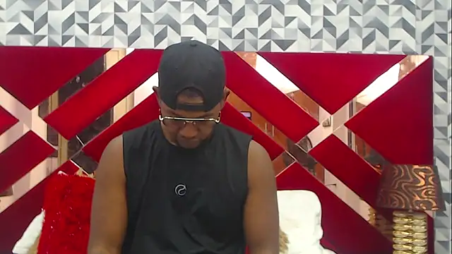 AndyCalifornia1 online show from November 9, 2025, 2:43 pm