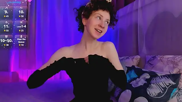 M1BabyG1rl online show from December 15, 2025, 9:26 am