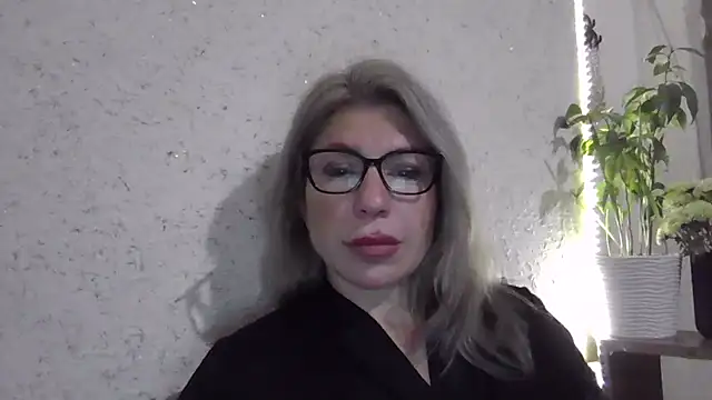 fox red lady7 online show from December 5, 2025, 8:50 pm