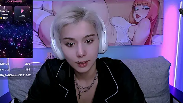 Snapshot of SophieAsh chatting on November 8, 2025, 7:17 pm SophieAsh online show from November 8, 2025, 7:17 pm