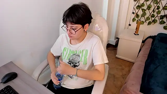 Snapshot of Nathaly_ds chatting on November 13, 2025, 7:51 pm Nathaly ds online show from November 13, 2025, 7:51 pm