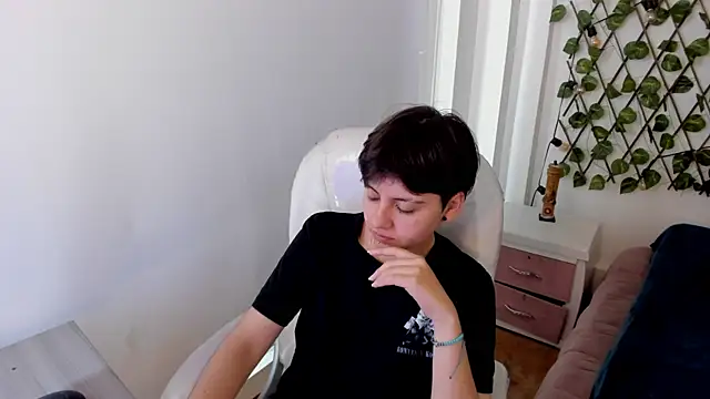 Snapshot of Nathaly_ds chatting on November 5, 2025, 8:01 pm Nathaly ds online show from November 5, 2025, 8:01 pm