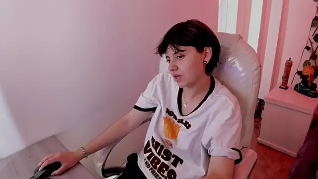 Snapshot of Nathaly_ds chatting on January 9, 2026, 6:59 pm Nathaly ds online show from January 9, 2026, 6:59 pm