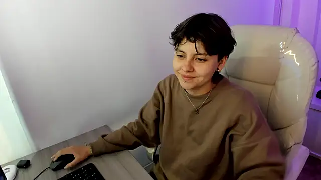 Snapshot of Nathaly_ds chatting on February 5, 2026, 2:07 am Nathaly ds online show from February 5, 2026, 2:07 am