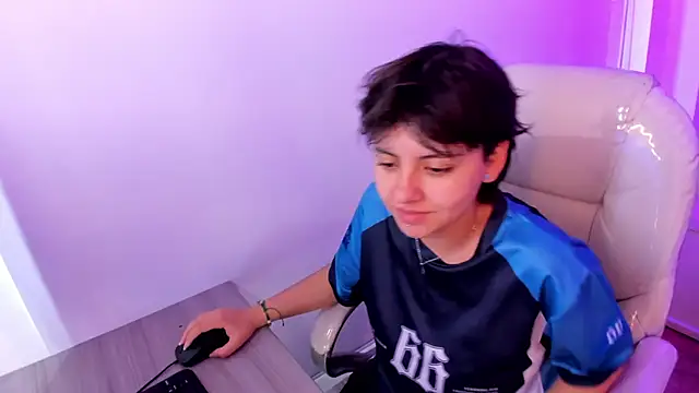 Snapshot of Nathaly_ds chatting on February 8, 2026, 4:48 pm Nathaly ds online show from February 8, 2026, 4:48 pm