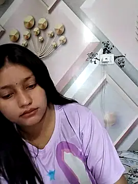 Snapshot of Dipali143143 chatting on April 1, 2026, 7:31 am Dipali143143 online show from April 1, 2026, 7:31 am