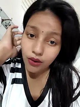 Snapshot of Dipali143143 chatting on April 11, 2026, 10:19 am Dipali143143 online show from April 11, 2026, 10:19 am