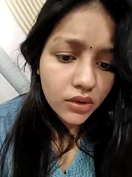 Snapshot of Dipali143143 chatting on April 12, 2026, 7:33 am Dipali143143 online show from April 12, 2026, 7:33 am