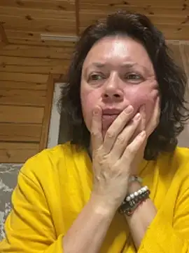 Kiravix online show from April 14, 2026, 8:03 pm