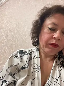 Kiravix online show from December 3, 2025, 7:46 pm