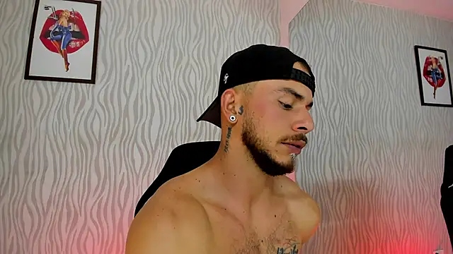 dylan jacobx online show from November 17, 2025, 3:43 am