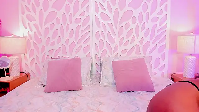 Emmadancer online show from January 9, 2026, 10:17 pm