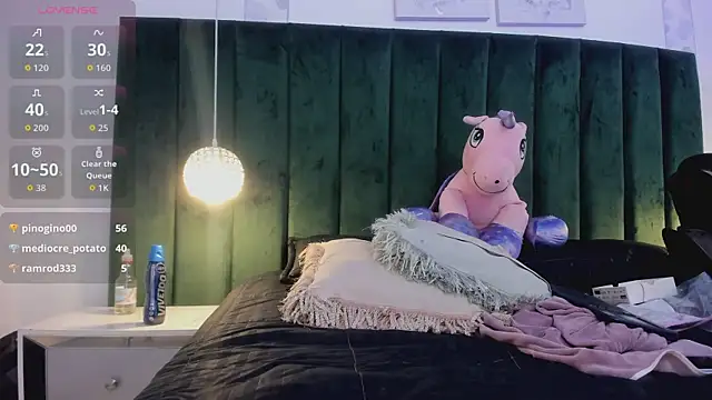 PaulinaGame online show from September 13, 2025, 7:14 pm