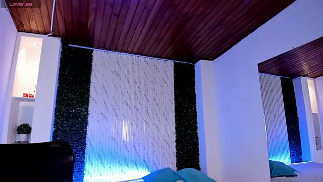 Snapshot of sofiacaramel chatting on February 20, 2026, 11:01 am sofiacaramel online show from February 20, 2026, 11:01 am