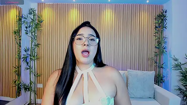 sofiacaramel online show from September 10, 2025, 9:03 pm