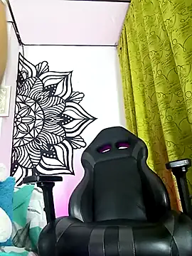 Snapshot of angela_bigdick chatting on October 14, 2025, 11:47 pm angela bigdick online show from October 14, 2025, 11:47 pm