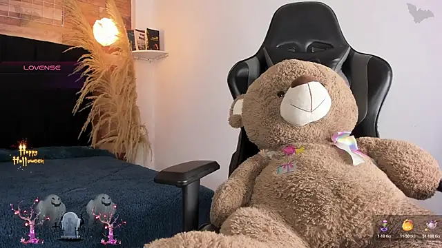 Emily brown04 online show from October 28, 2025, 1:21 pm