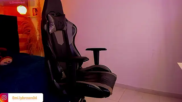 Emily brown04 online show from March 6, 2026, 12:44 pm