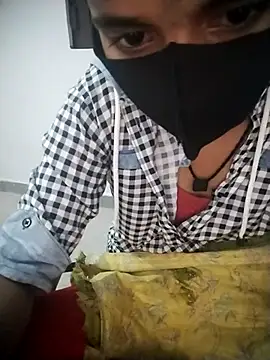 Sexey-Puja online show from September 25, 2025, 5:02 am