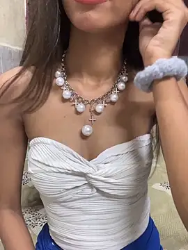 Snapshot of Desire_Zoya chatting on October 12, 2025, 4:52 pm Desire Zoya online show from October 12, 2025, 4:52 pm