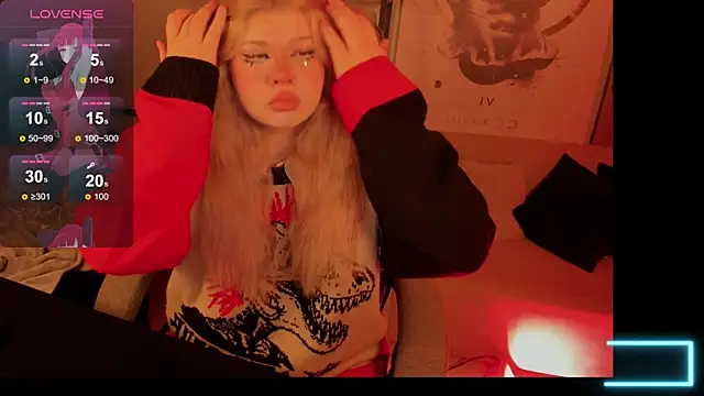 LilithNelson online show from November 11, 2025, 8:36 pm